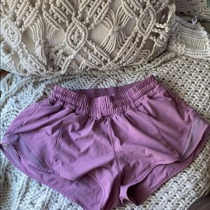 Lululemon hotty hot short